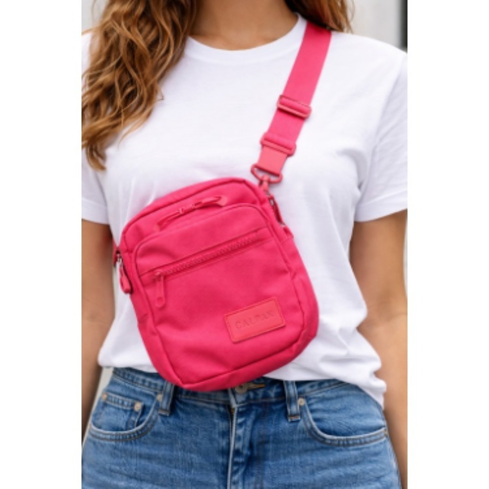 NWT Calpak Stevyn‎ Mini Crossbody Bag Dragon Fruit Pink Adjustable Travel Preppy - Picture 2 of 9